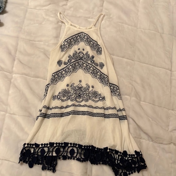 Altar'd State Tops - Altar’d state Embroidered white top